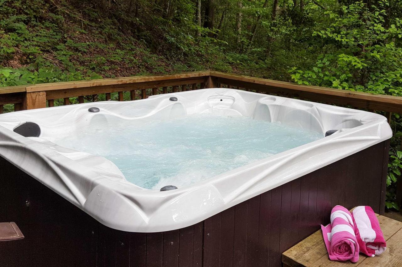 Natures Retreat With Hot Tub 7 Mi To Bryson City Whittier Esterno foto